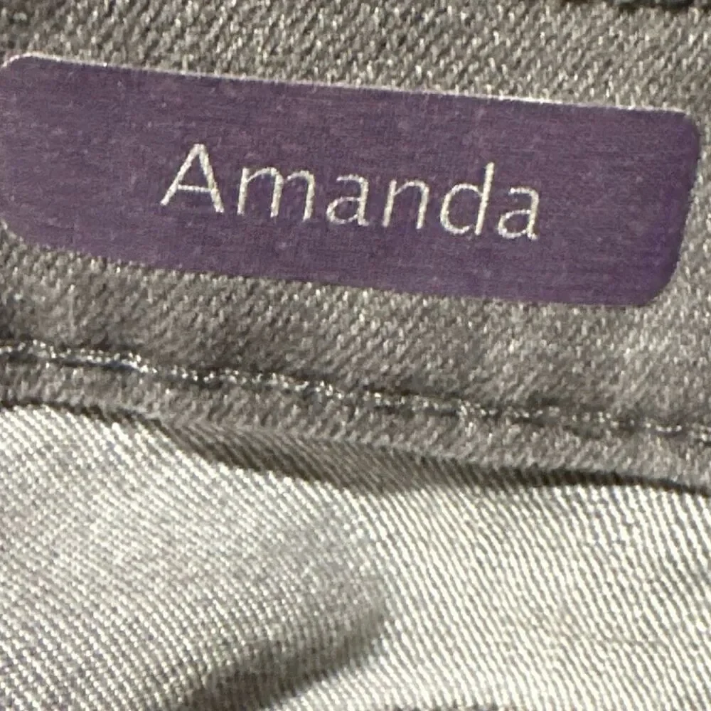Gloria Vanderbilt Amanda gray denim jeans ladies, size 16